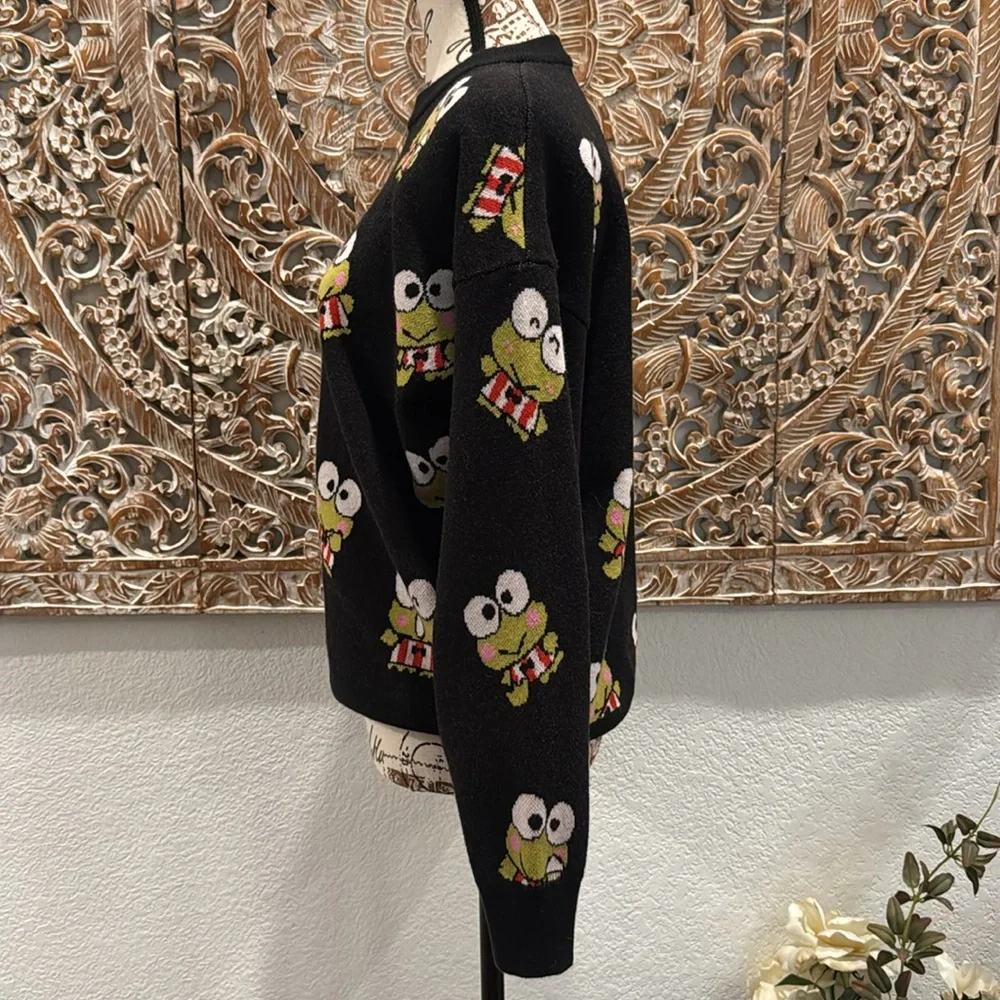 Hello Kitty & Friends + Forever 21 Keroppi Crewneck Sweater- size M - Picture 9 of 15